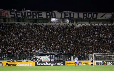 O MELHOR JOGADOR DO VASCO ESTE ANO É A TORCIDA!